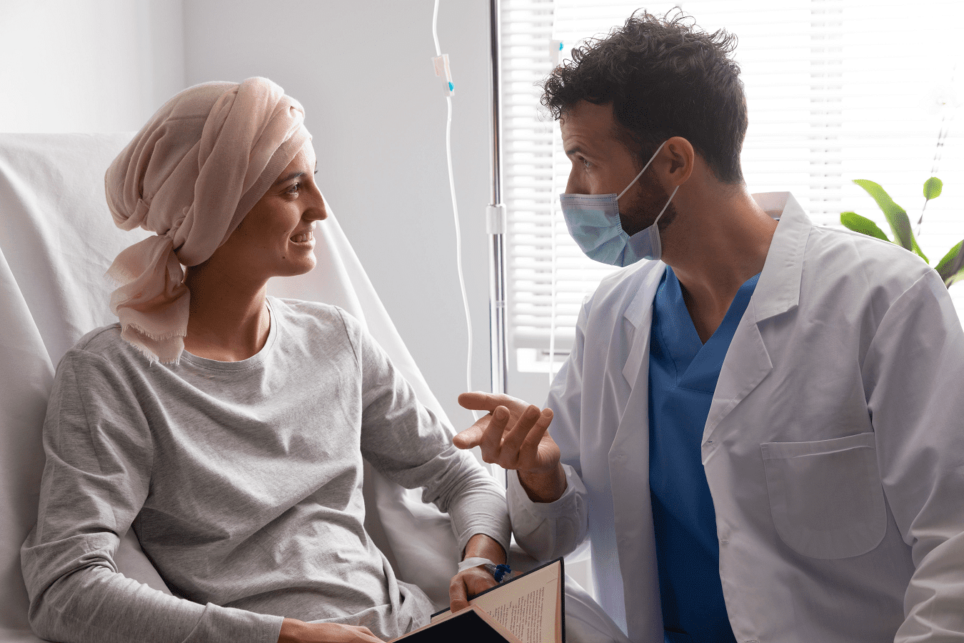 Aseguradoras deben cubrir tratamientos oncologicos completos