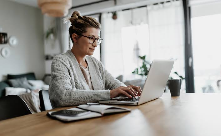 Teletrabajo tus derechos si se va la luz o falla el internet